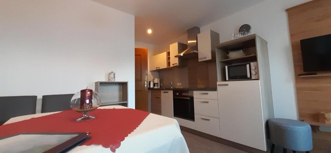 ראוריס Pension Und Appartement Weinschreiber מראה חיצוני תמונה